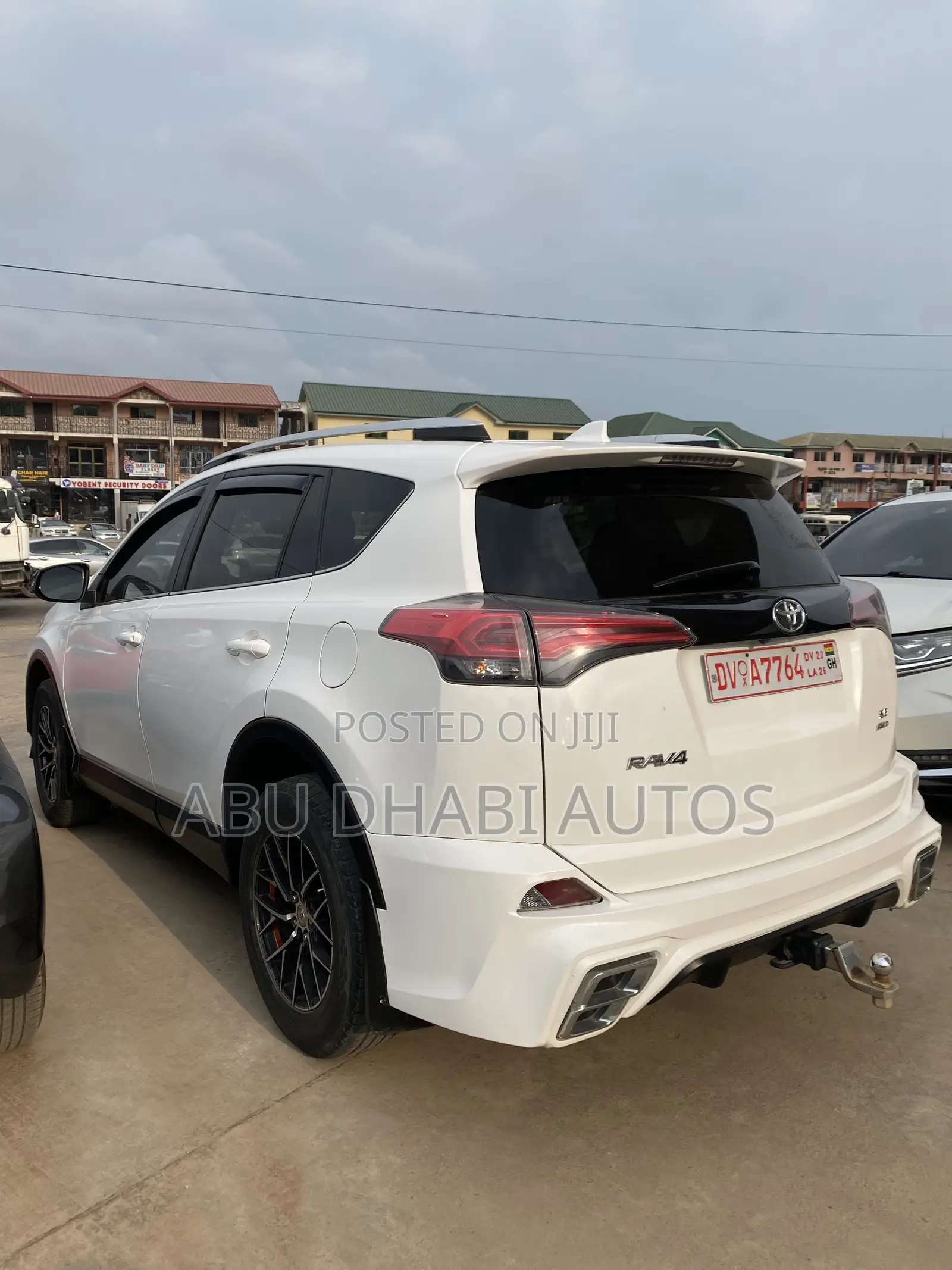 Toyota RAV4 SE AWD (2.5L 4cyl 6A) 2016 White