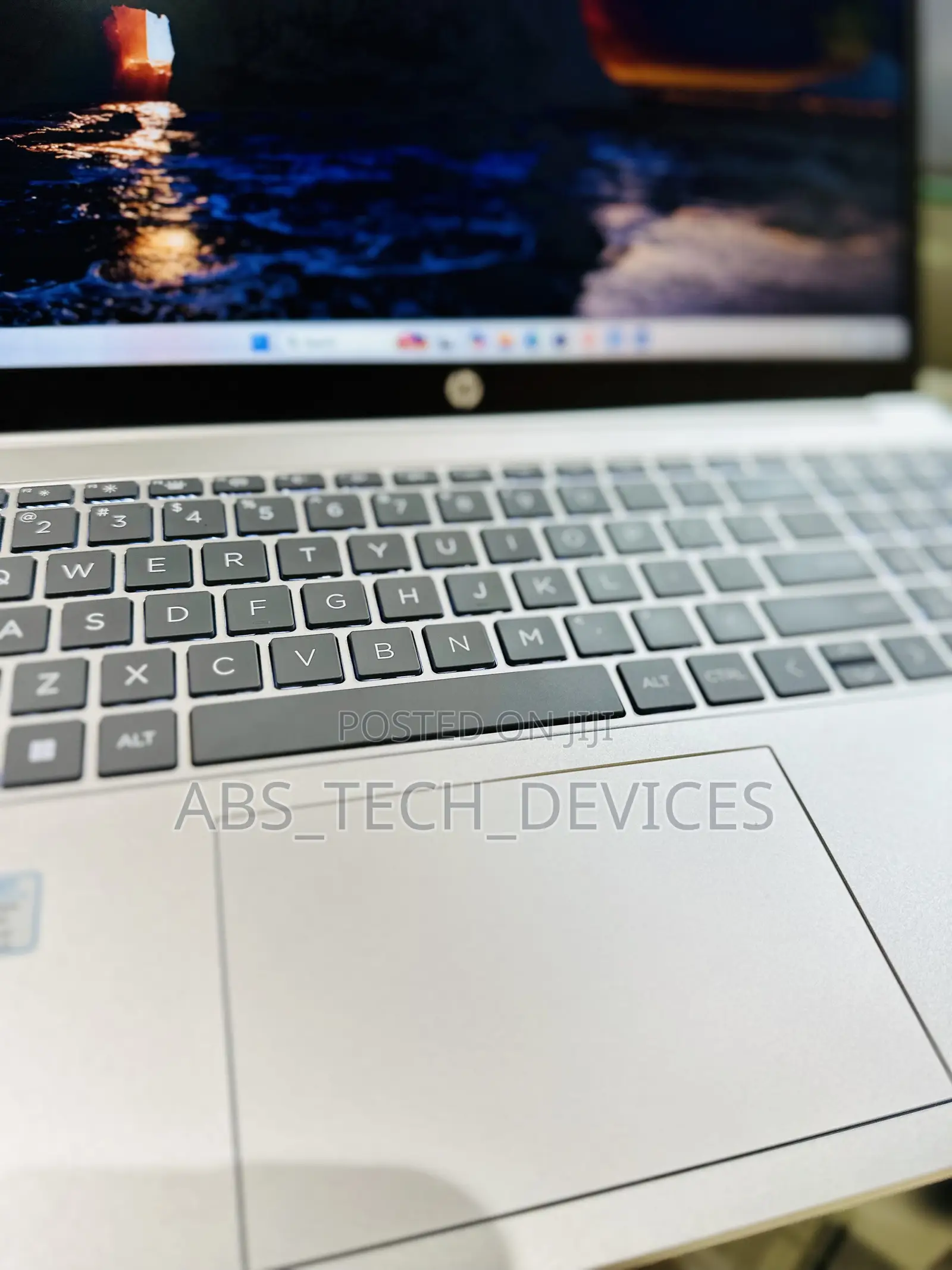 Laptop HP 15-dy1031wm 16GB Intel Core i7 SSD 512GB