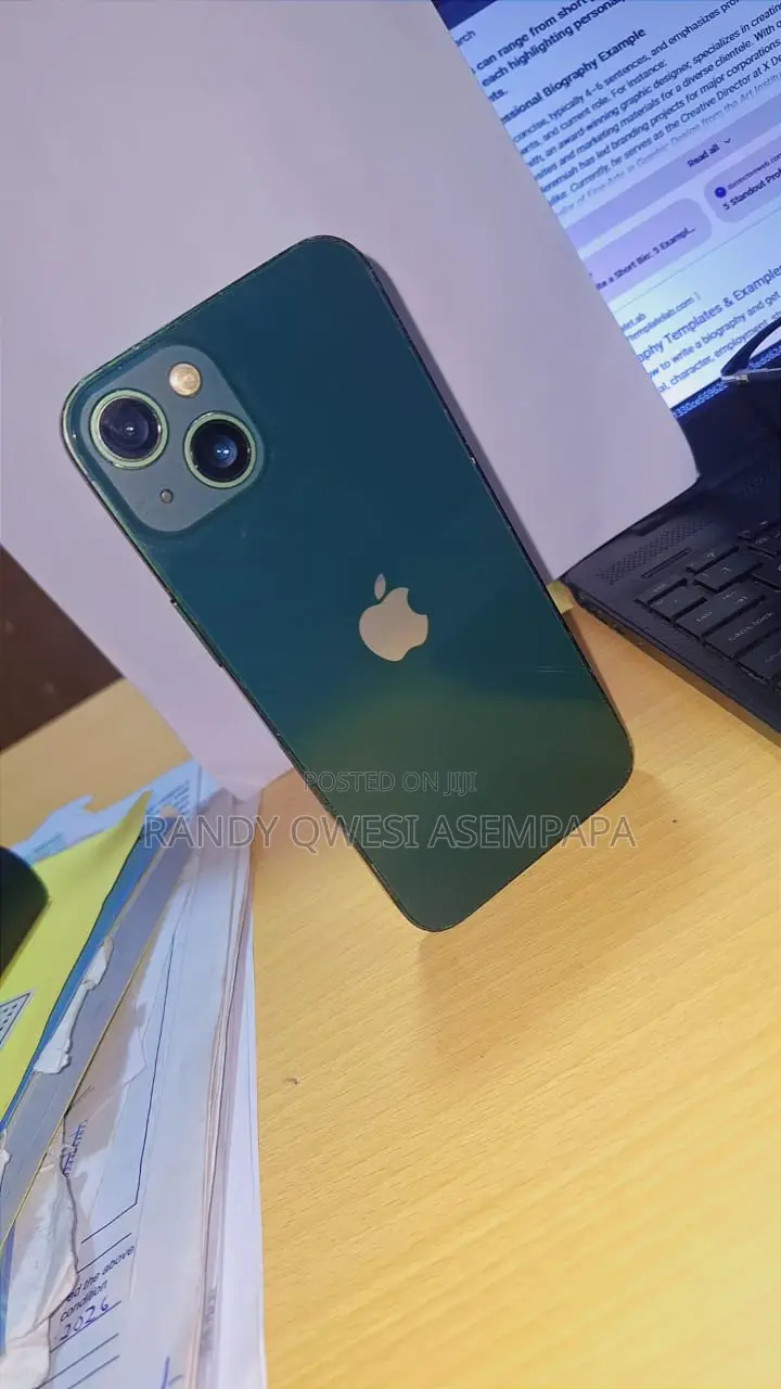 Apple iPhone 13 128 GB Green