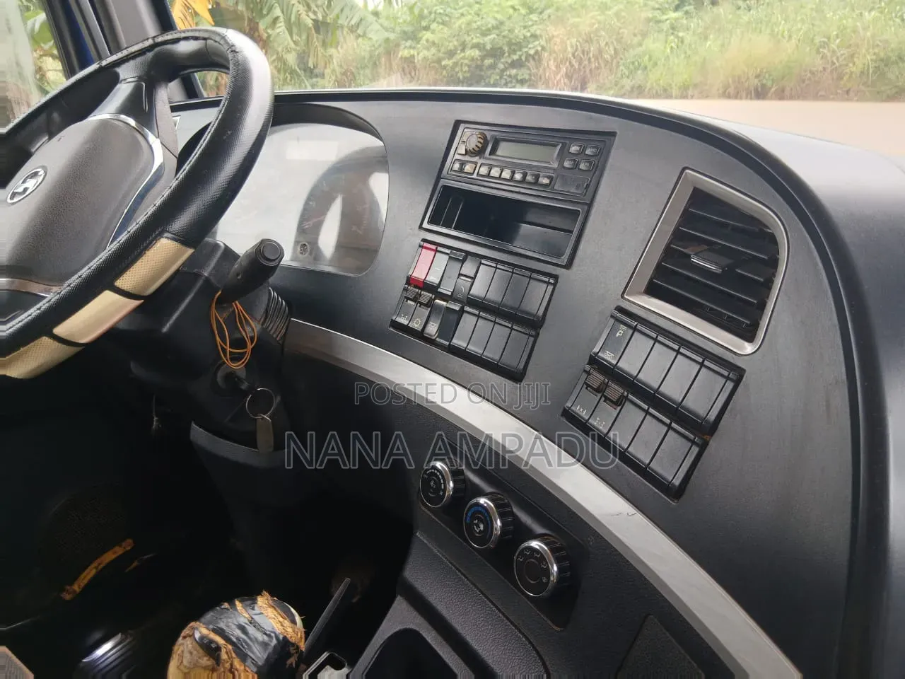 Shacman Tipper Truck
