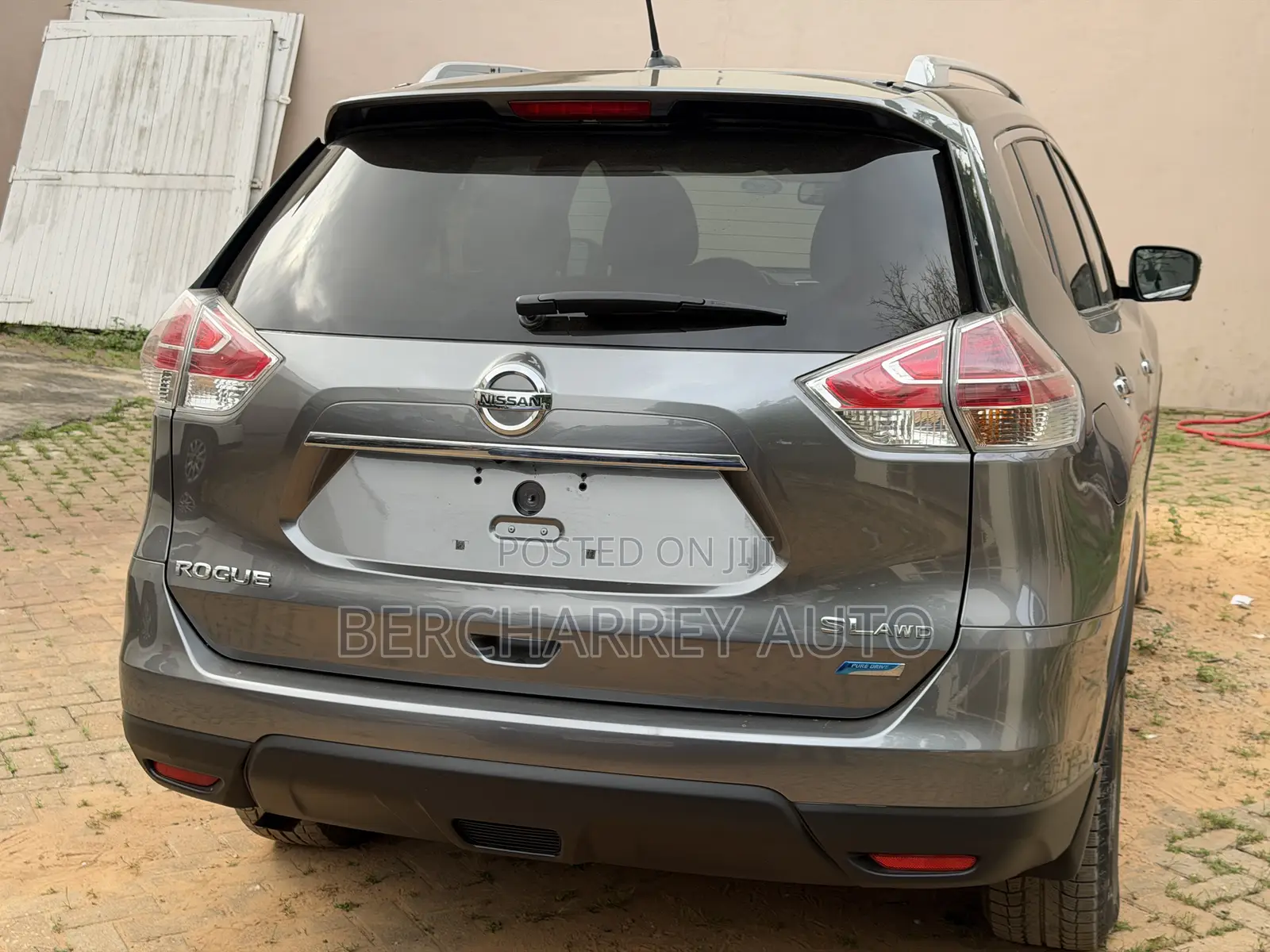 Nissan Rogue SL 4dr SUV AWD (2.5L 4cyl CVT) 2015 Gray