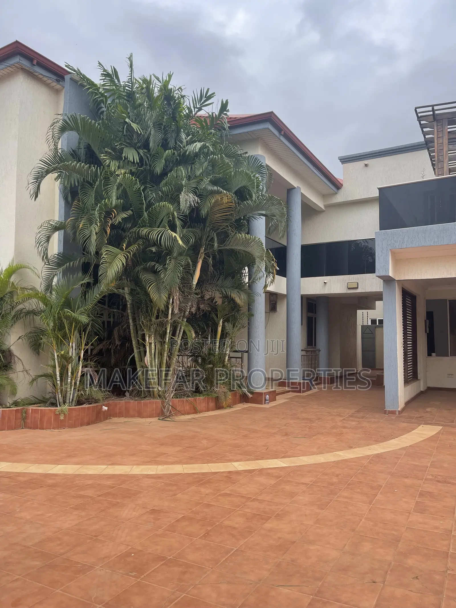 8bdrm House in Ability for rent
