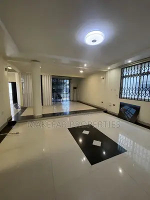 8bdrm House in Ability for rent