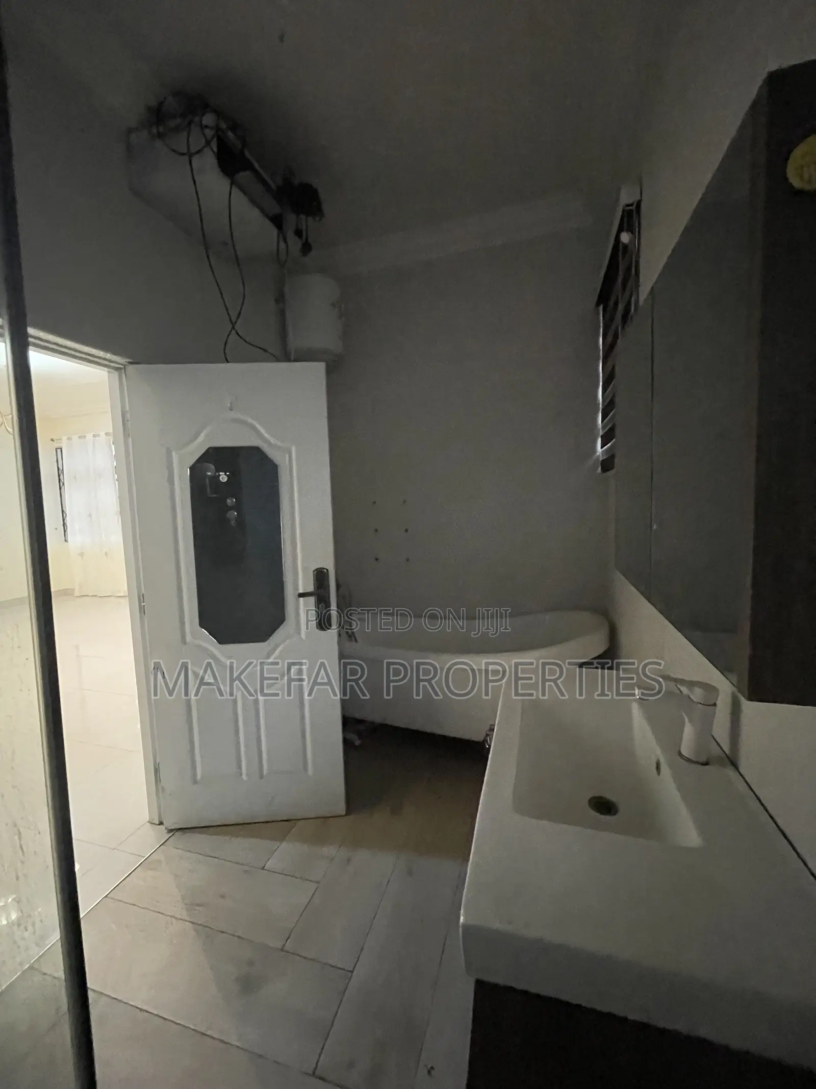 8bdrm House in Ability for rent