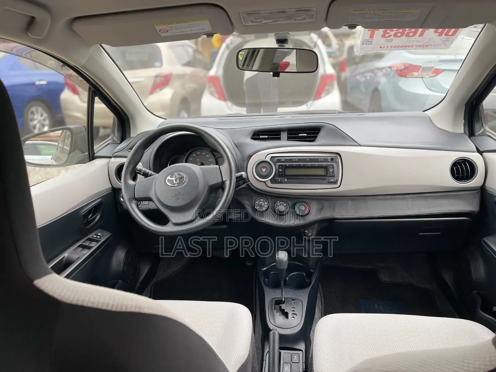 Toyota Vitz 2012 Gray