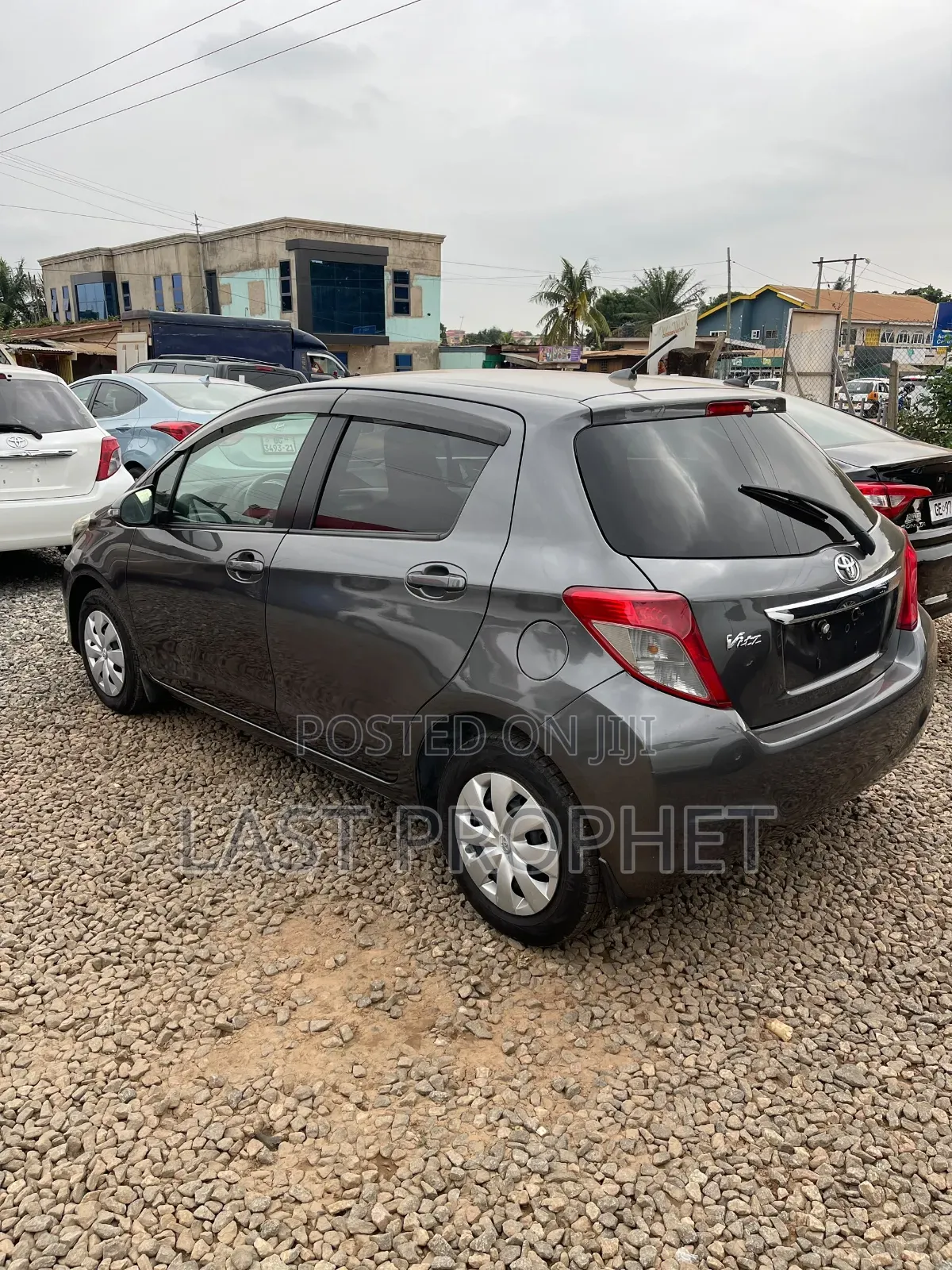 Toyota Vitz 2012 Gray