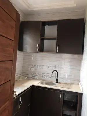 3bdrm Apartment in Jay Real Estate., Ablekuma for rent