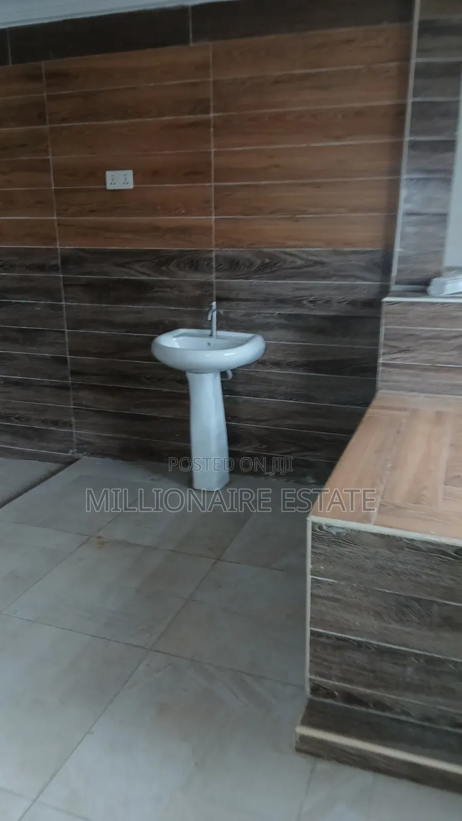 1bdrm Apartment in Billionaire Estate for rent