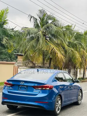Hyundai Elantra SE Sedan FWD (1.8L 4cyl 6A) 2016 Blue