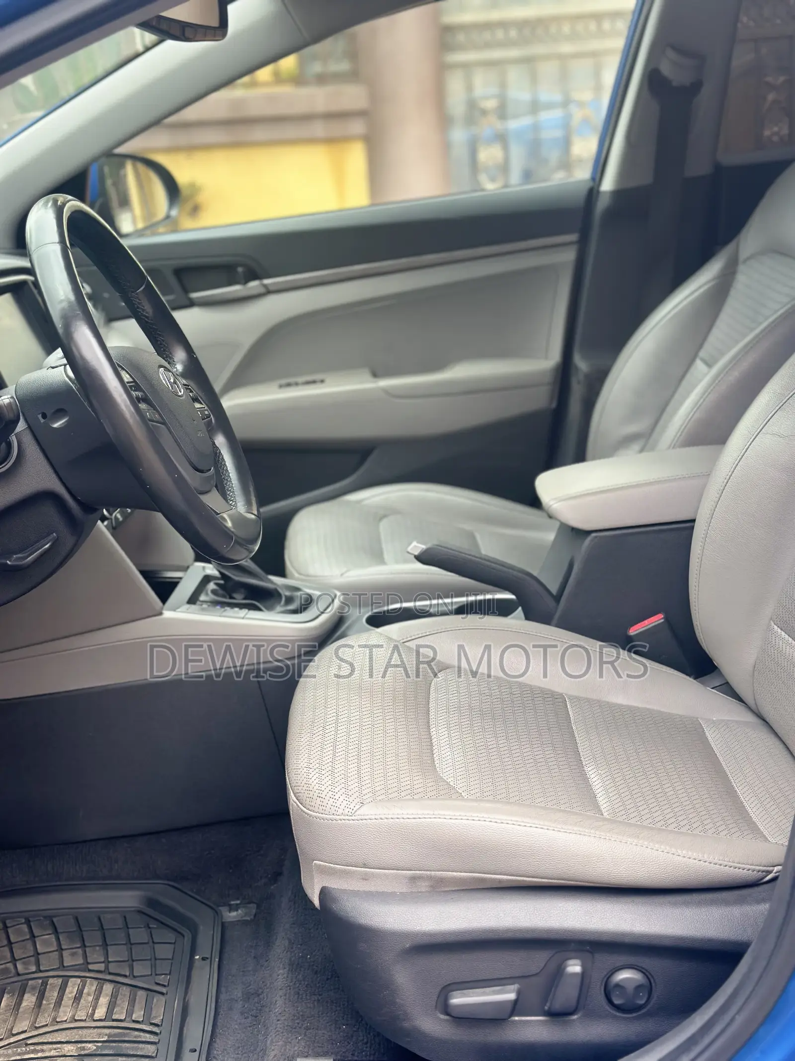 Hyundai Elantra SE Sedan FWD (1.8L 4cyl 6A) 2016 Blue