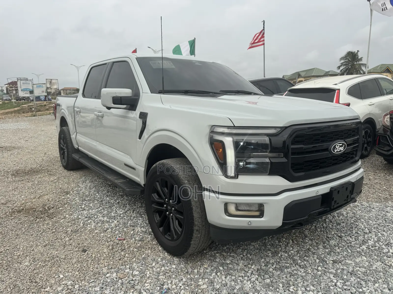 Ford F-150 LARIAT 2024 Gray