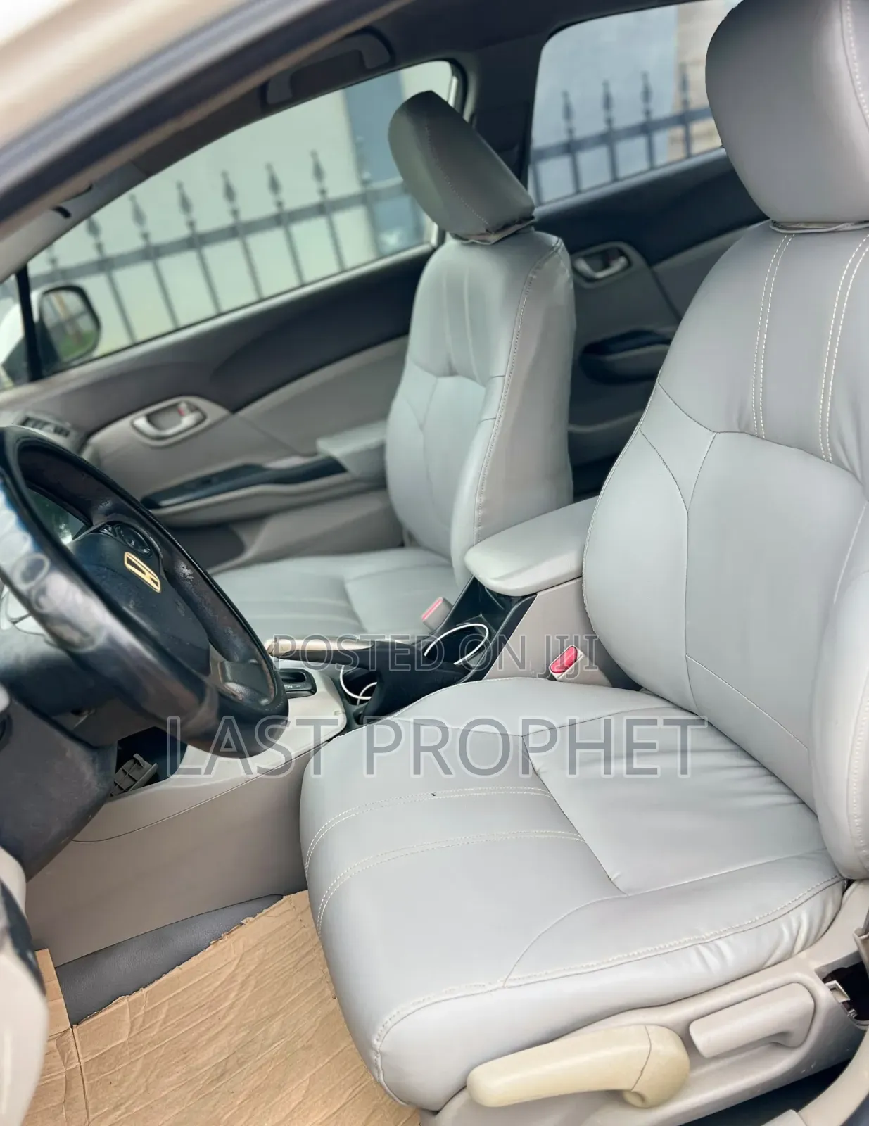 Honda Civic 2012 White