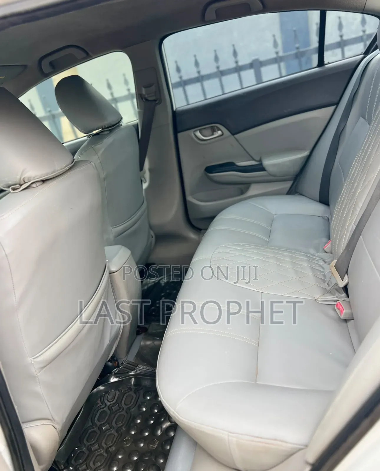 Honda Civic 2012 White