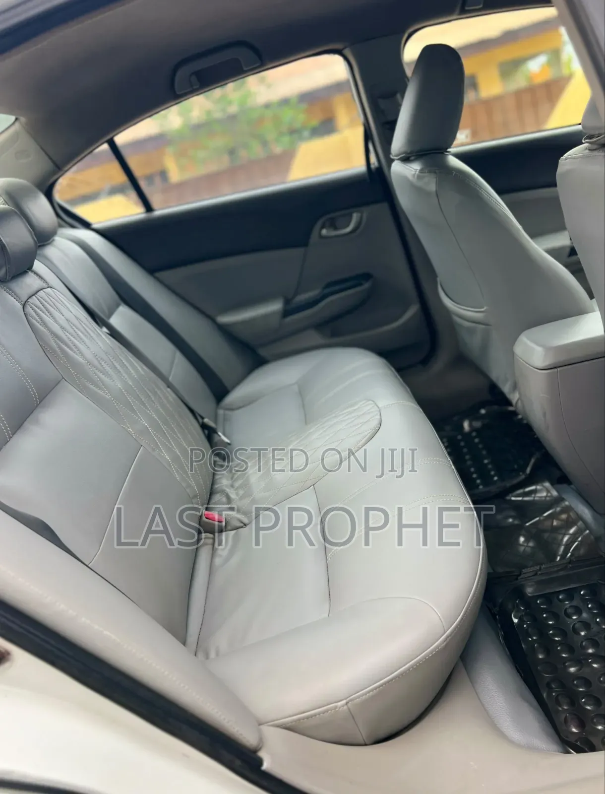 Honda Civic 2012 White