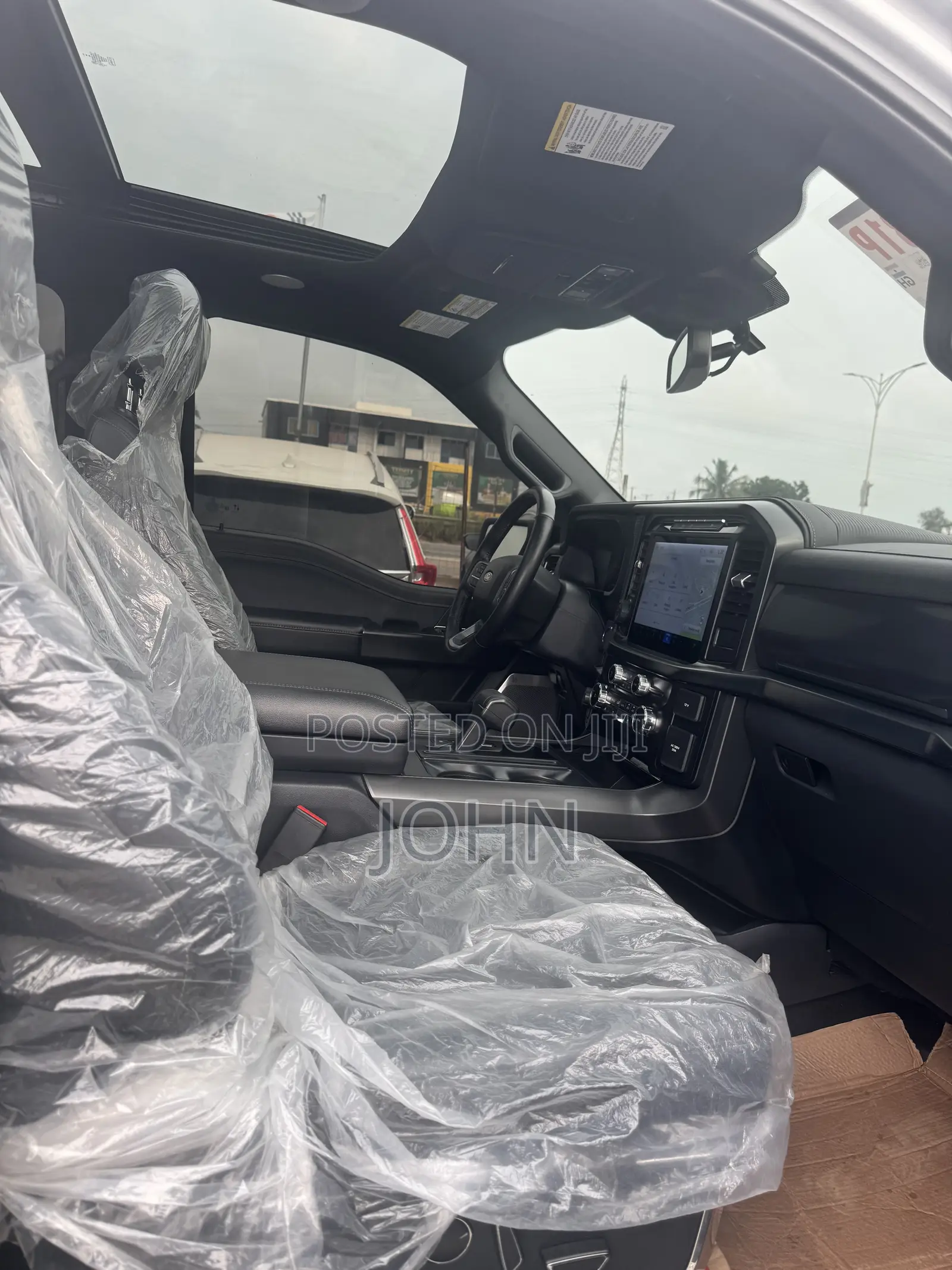 Ford F-150 LARIAT 2024 Gray