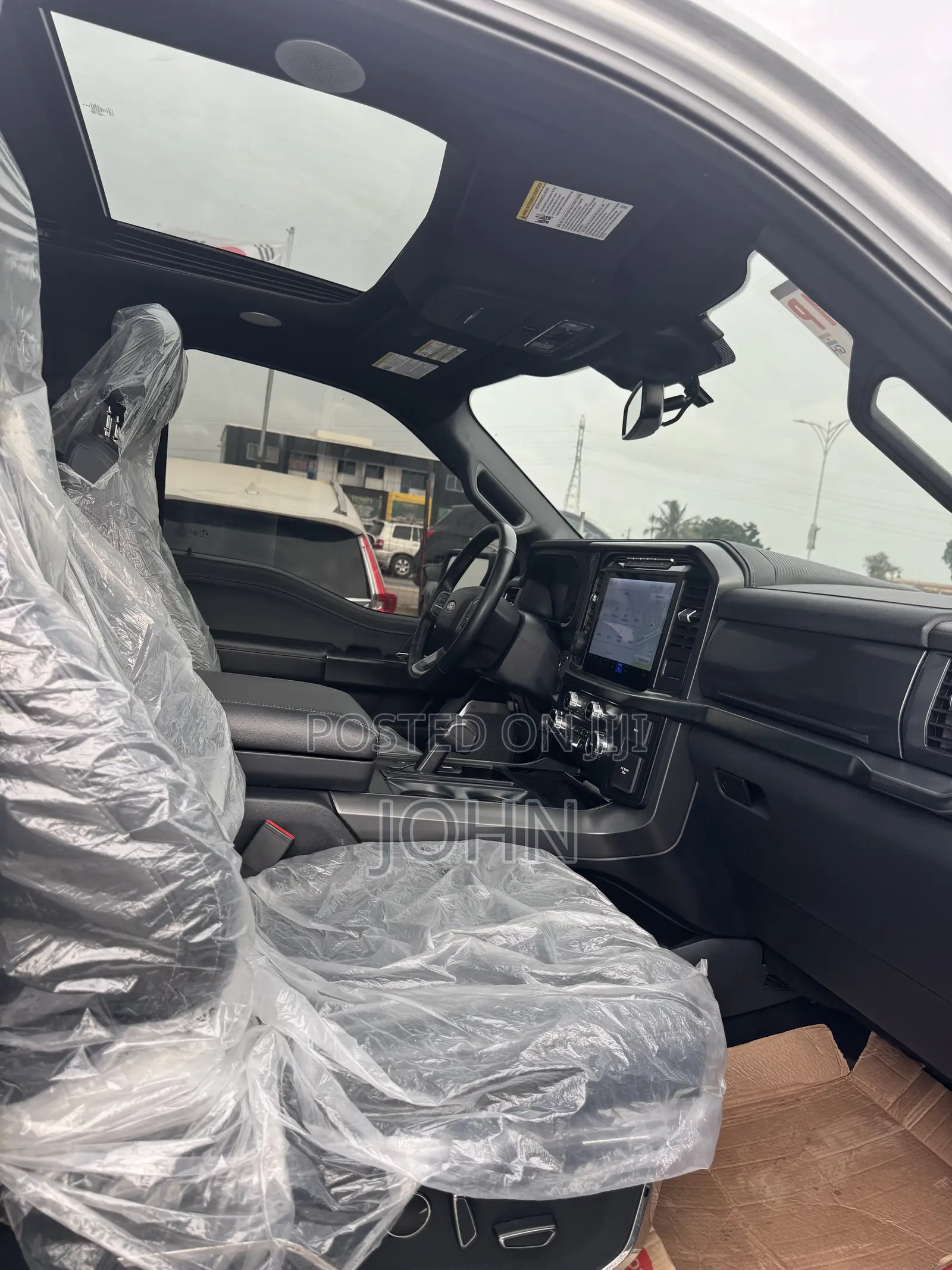 Ford F-150 LARIAT 2024 Gray