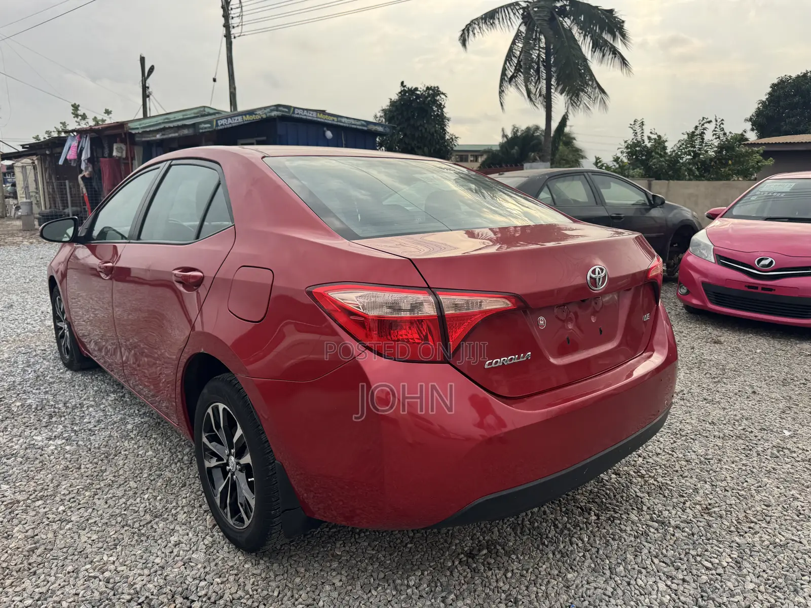 Toyota Corolla LE 4dr Sedan (1.8L 4cyl CVT) 2017 Red