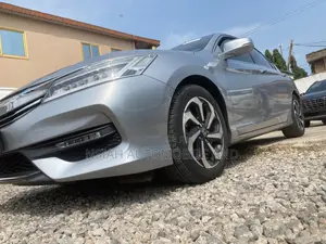 Honda Accord 2017 Silver