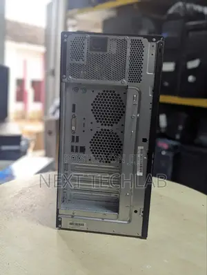Desktop Computer Fujitsu Esprimo P558 8GB Intel Core i5 SSD 256GB