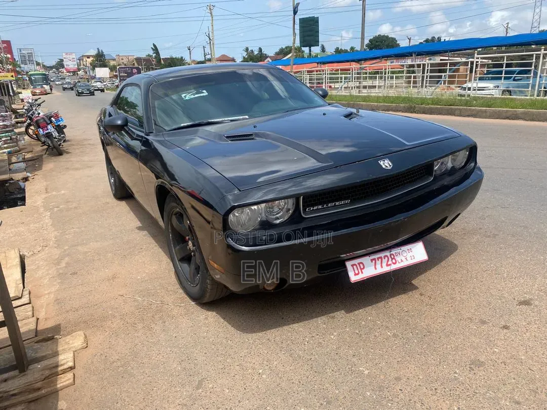 Dodge Challenger 2012 Black