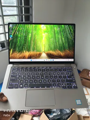Laptop Dell Latitude 7400 2-in-1 16GB Intel Core i5 SSD 256GB