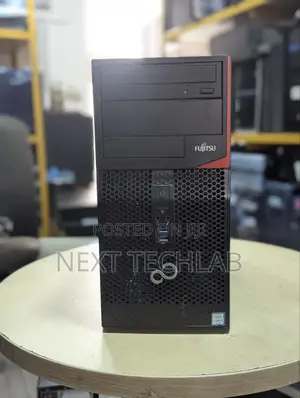 Desktop Computer Fujitsu Esprimo P558 8GB Intel Core i7 SSD 256GB