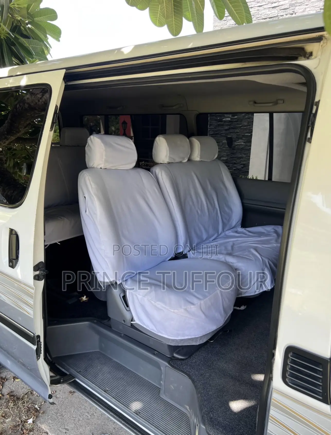Toyota HiAce 2006 Silver