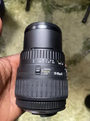 Sigma 28-80mm F/3.5-5.6 Macro (D-Version)