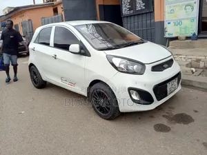 Kia Morning 2013 White