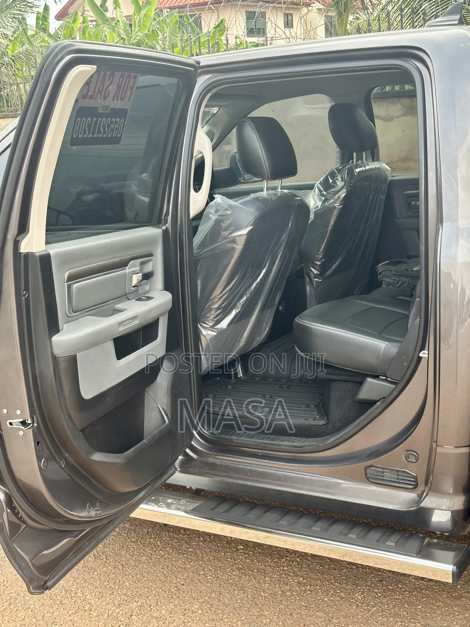 RAM 1500 2018 Gray