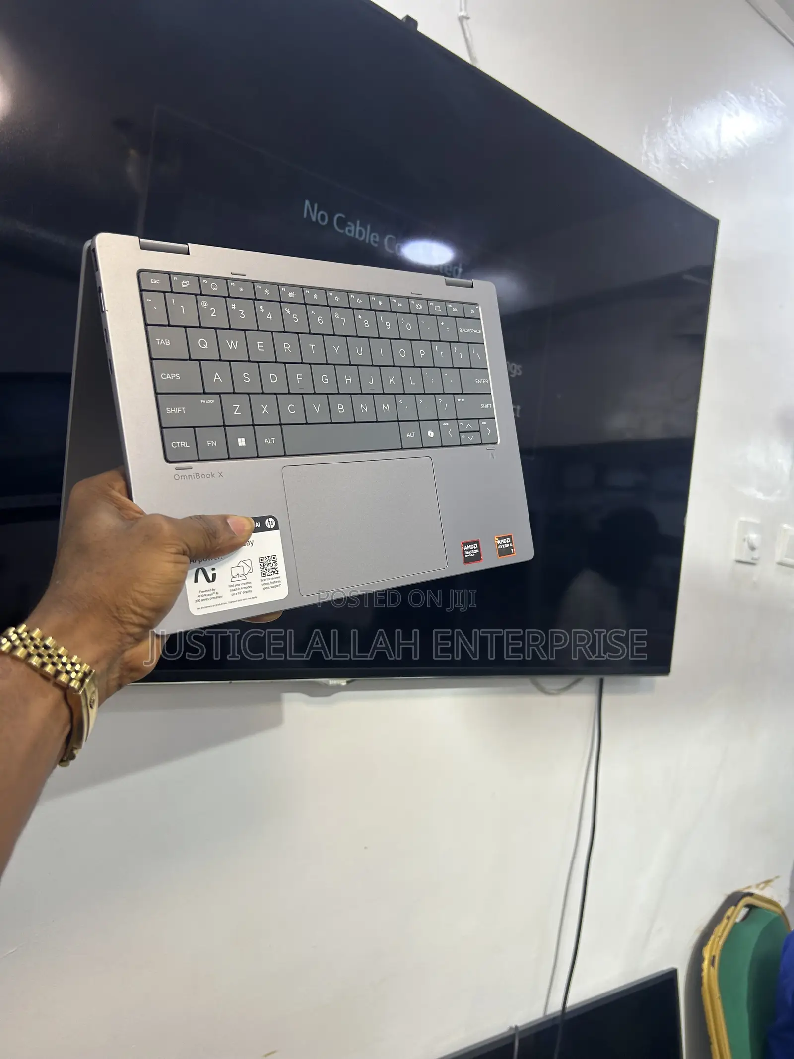 Laptop HP OmniBook X Flip 14" 24GB AMD Ryzen 7 SSD 1T