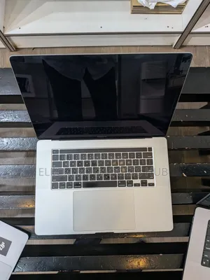 Laptop Apple MacBook Pro 2019 16GB Intel Core i9 SSD 1T