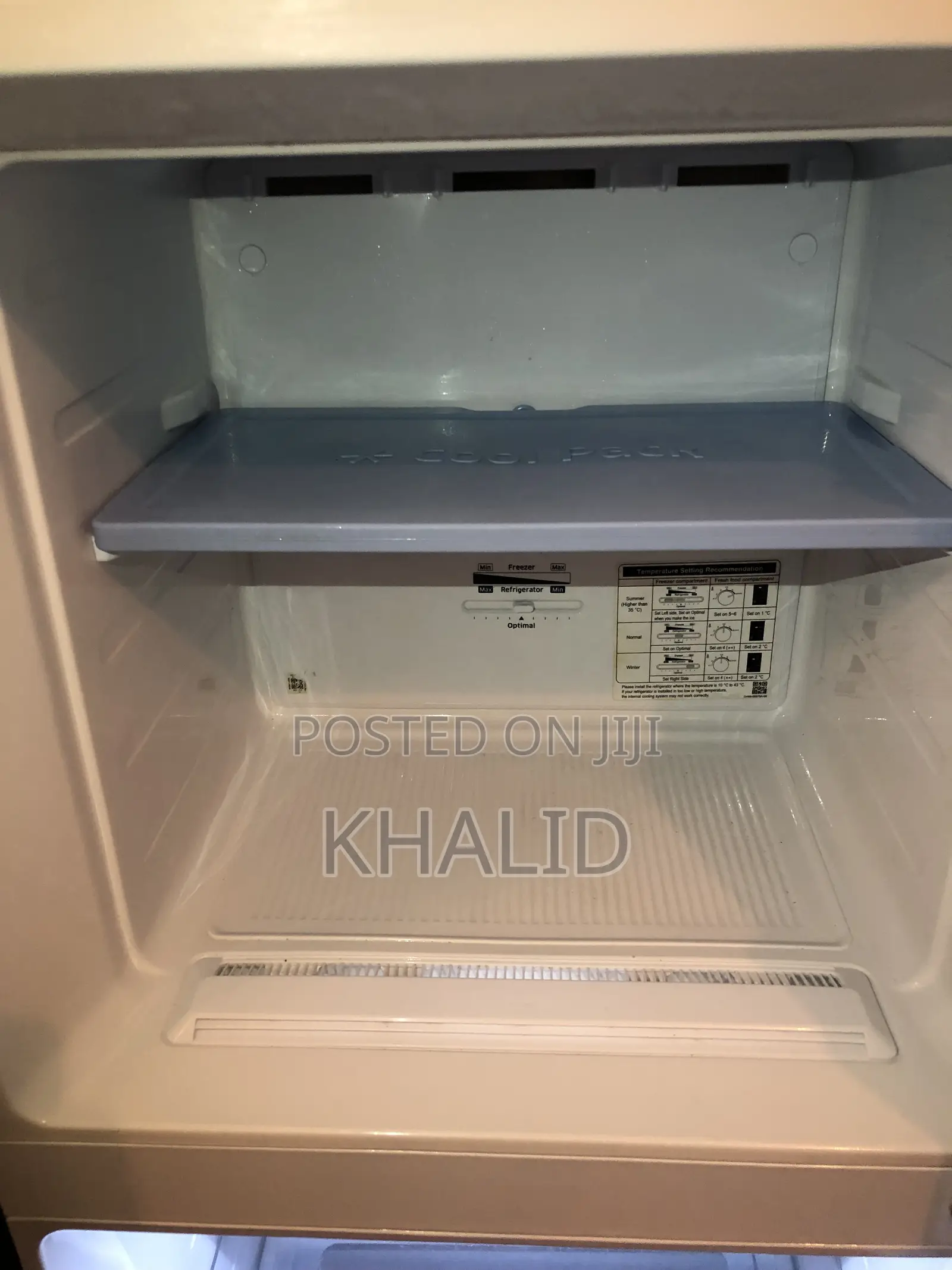 Fast Sale: Affordable Samsung Refrigerator Neat and Fully Working