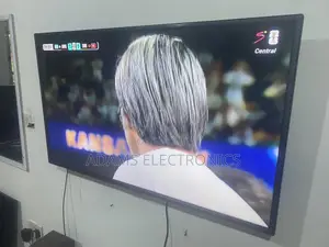 A Very Nice Home Used Smart and Full Digital 47 Inches LG TV for Sale