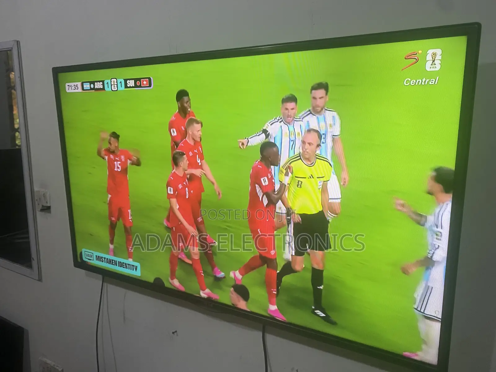 A Very Nice Home Used Smart and Full Digital 47 Inches LG TV for Sale