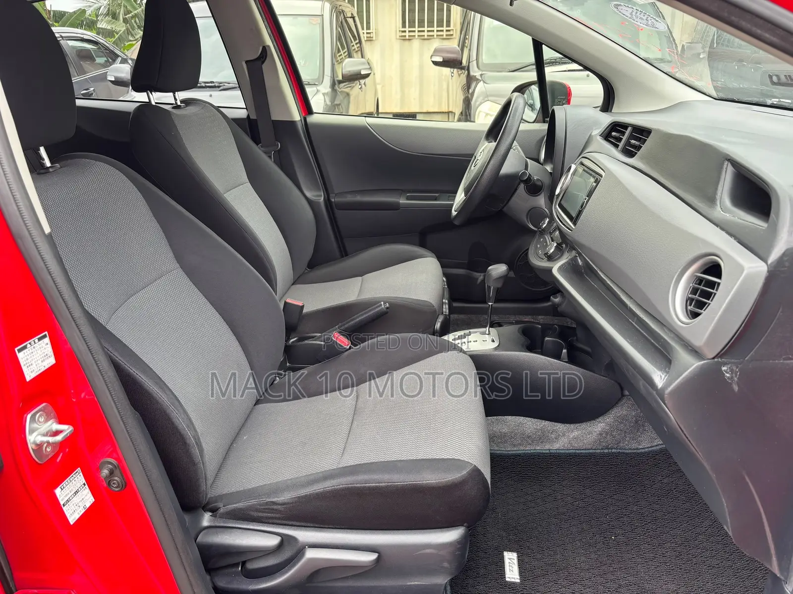 Toyota Vitz 1.3 AWD 5dr 2013 Red
