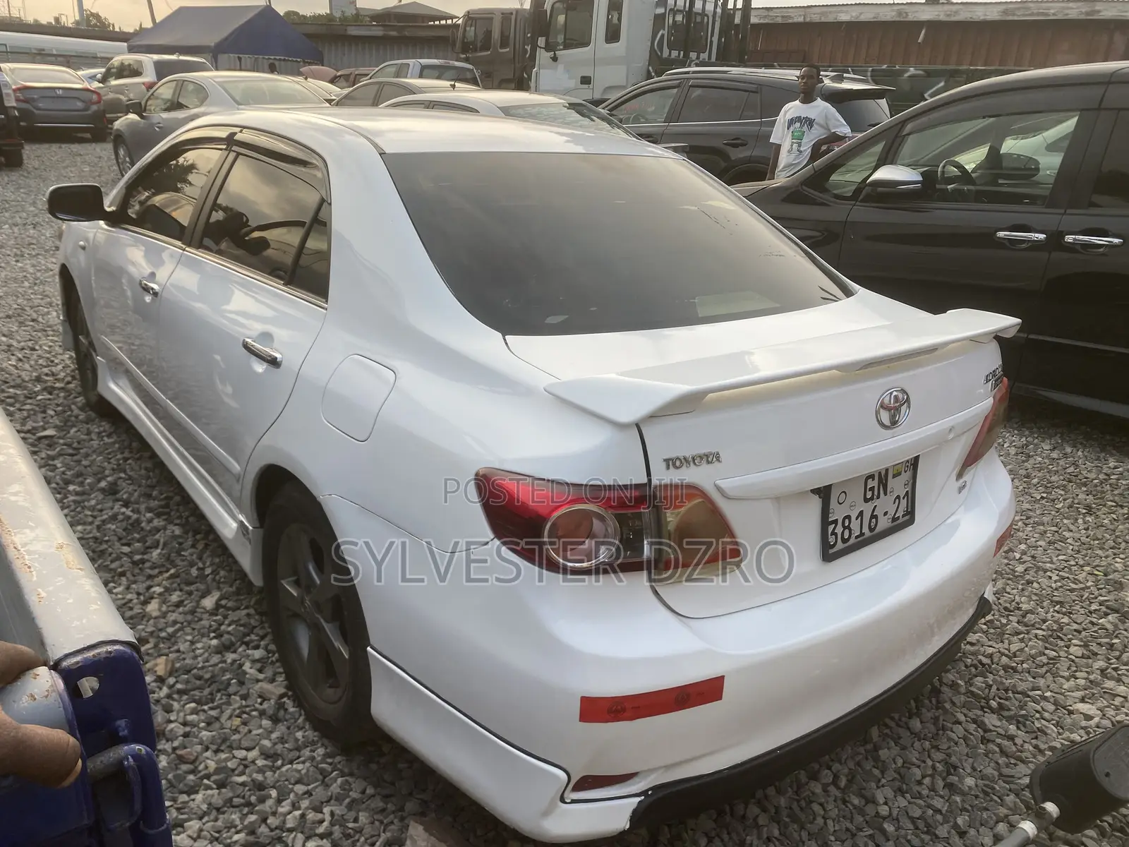 Toyota Corolla 2011 White