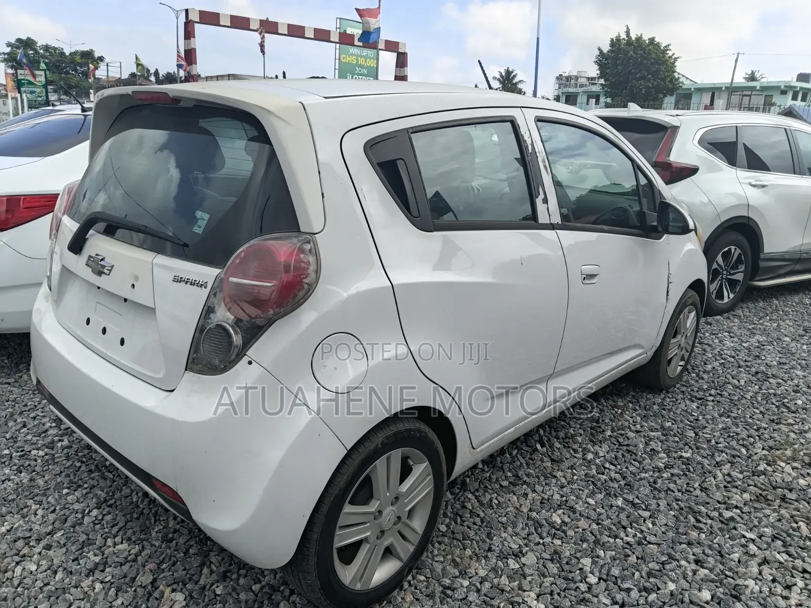 Chevrolet Spark 2014 White