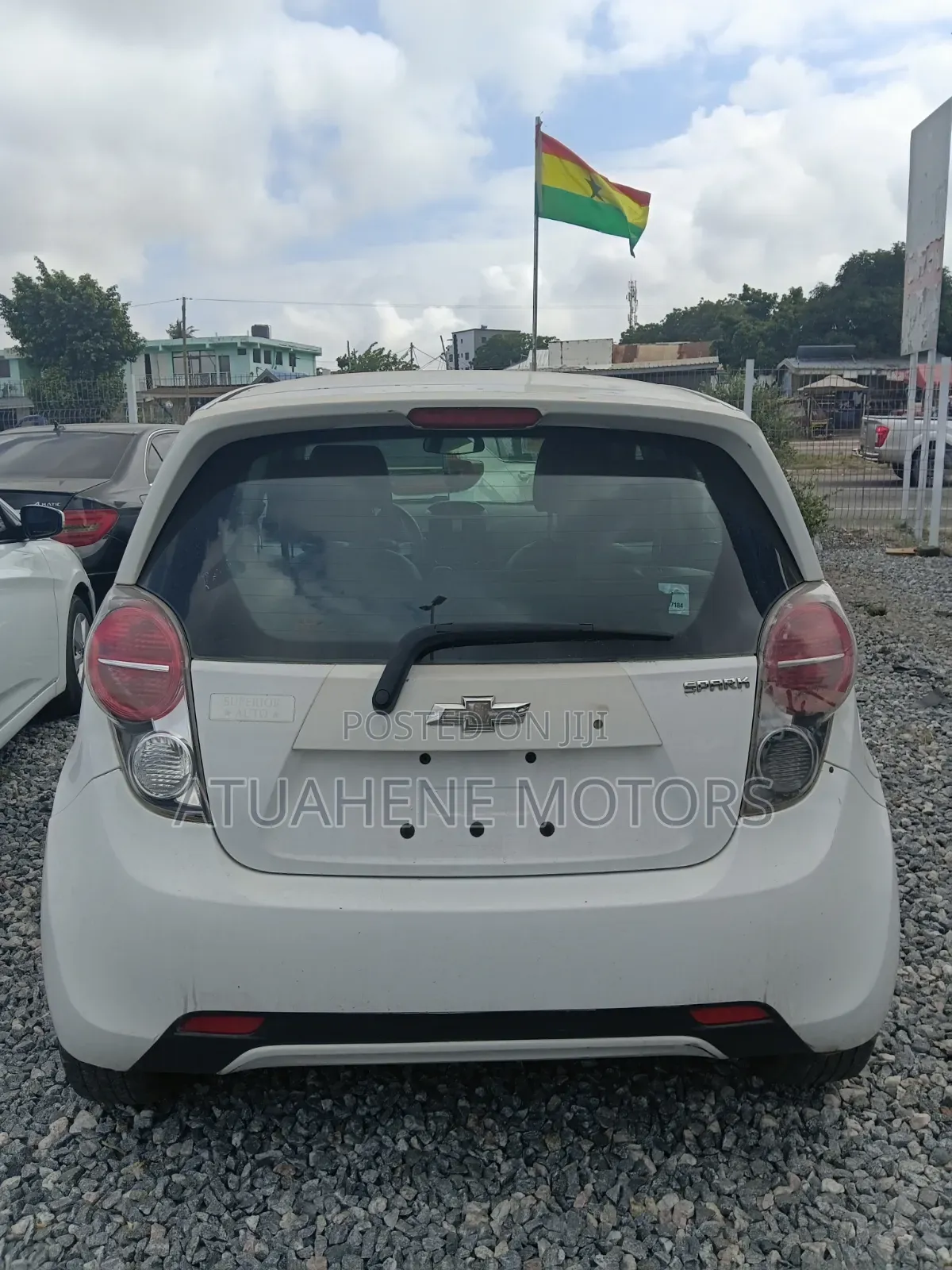Chevrolet Spark 2014 White