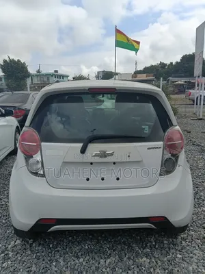 Chevrolet Spark 2014 White