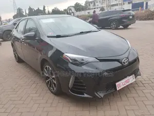 Toyota Corolla 2018 Black