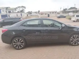 Toyota Corolla 2018 Black