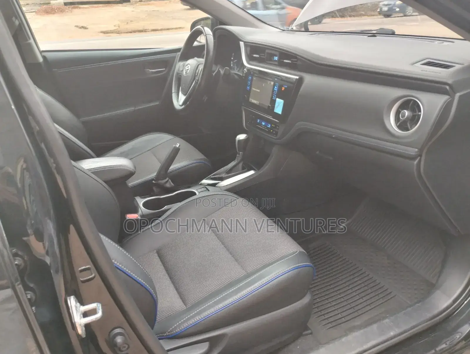Toyota Corolla 2018 Black