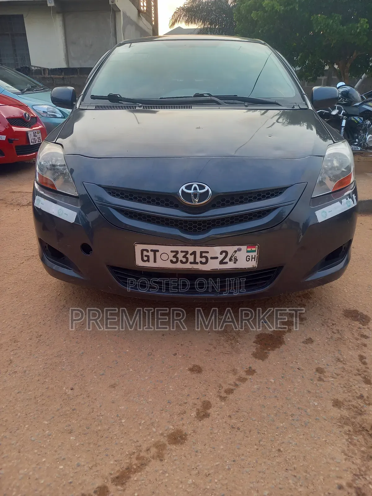 Toyota Yaris 2011 Gray