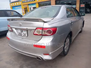 Toyota Corolla 2013 Silver