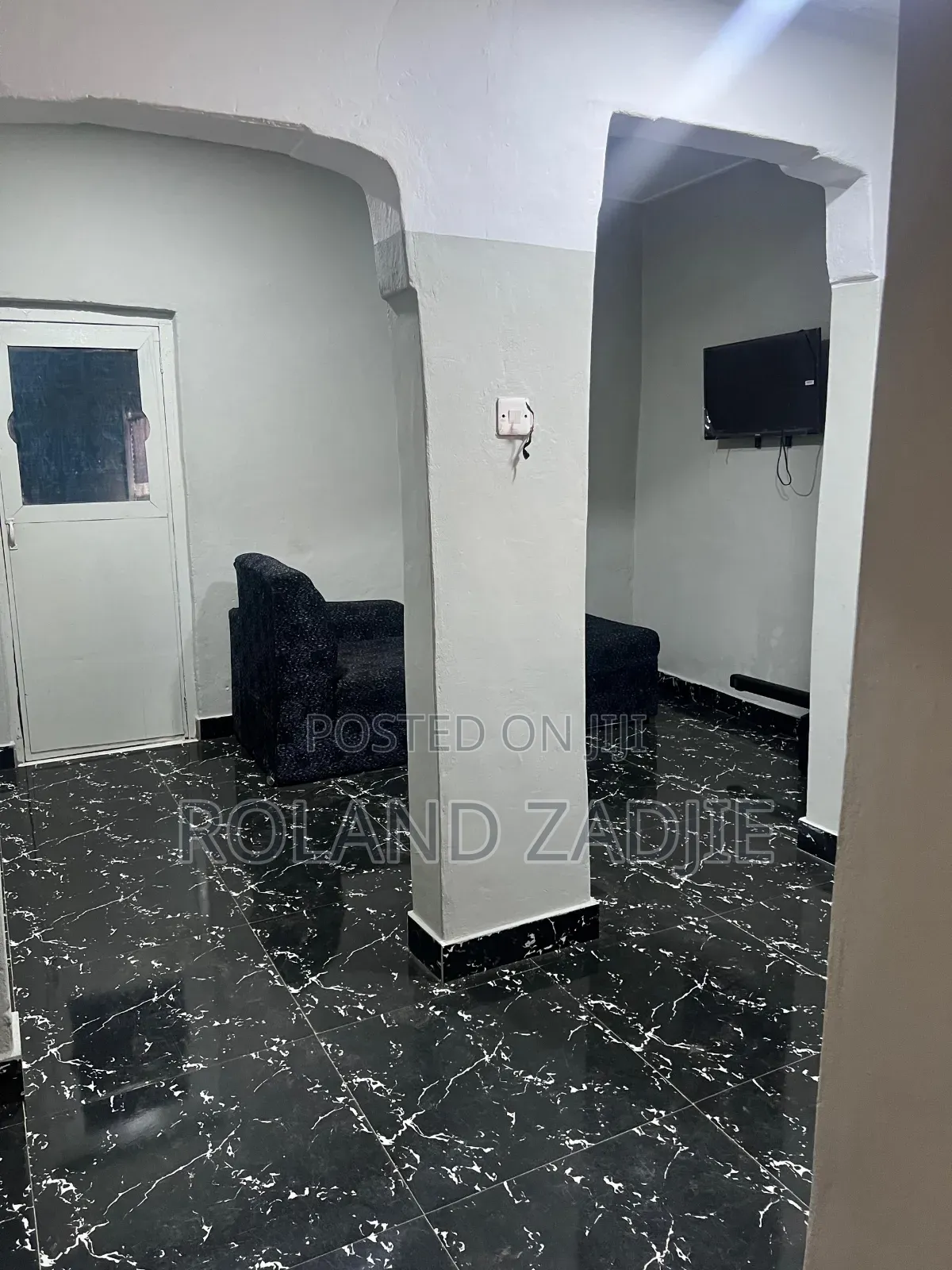1bdrm Apartment in UPSA Area for rent