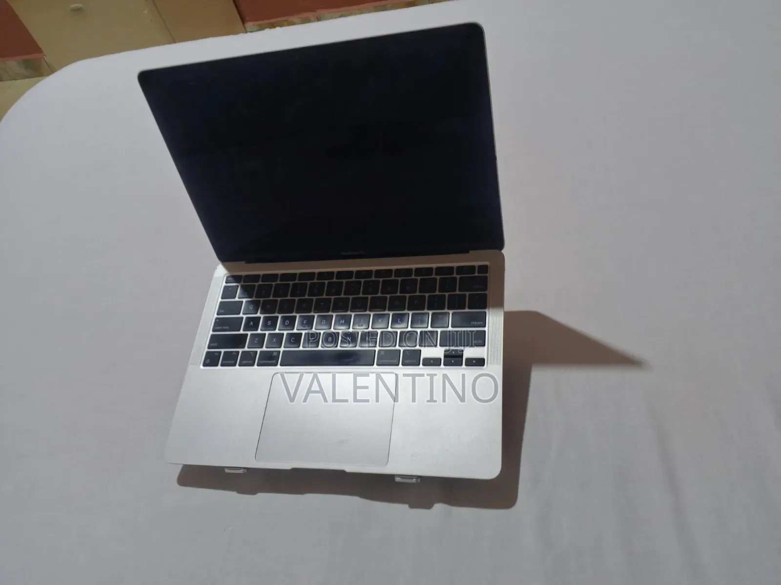 Laptop Apple MacBook Air 2020 M1 8GB Apple M1 SSD 512GB