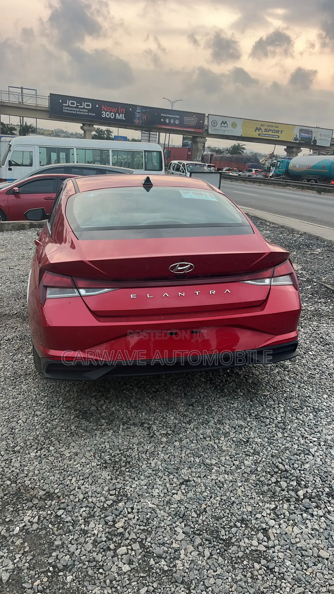 Hyundai Elantra SE 2022 Red