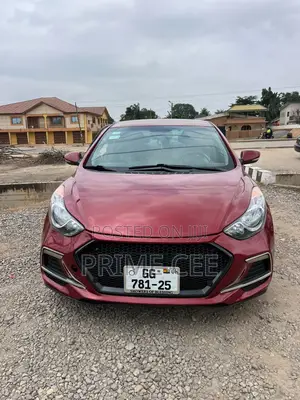 Hyundai Elantra 2013 Red