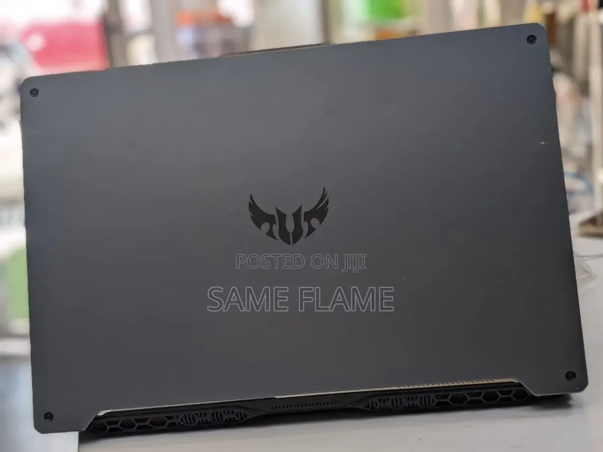 Laptop Asus TUF Gaming A17 16GB AMD Ryzen 7 SSD 1T